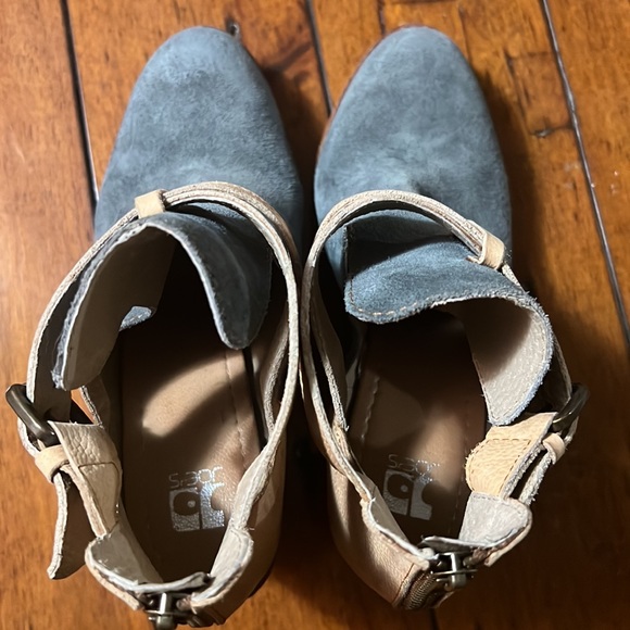 Joe’s blue suede and tan leather booties. Size 8 - Picture 4 of 5